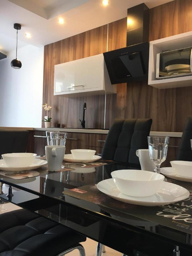 Apartments Deluxe Center Nowy Swiat 비아위스토크 외부 사진